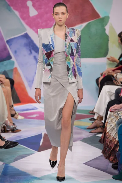 Look 23
